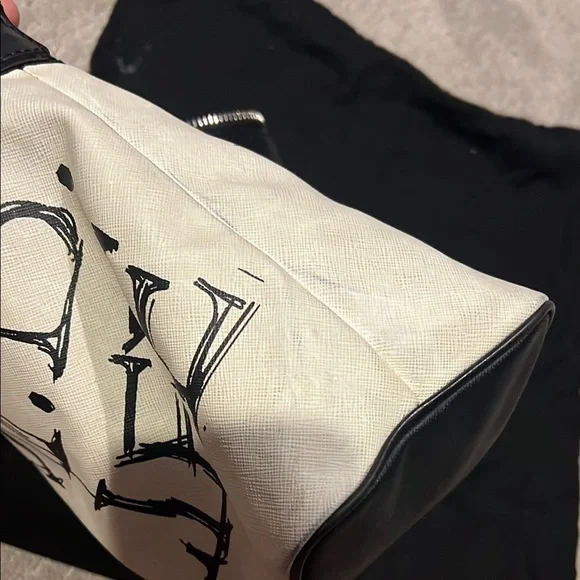 L.A.M.B. Gwen Stefani lamb for life satchel handbag great condition - Picture 7 of 9